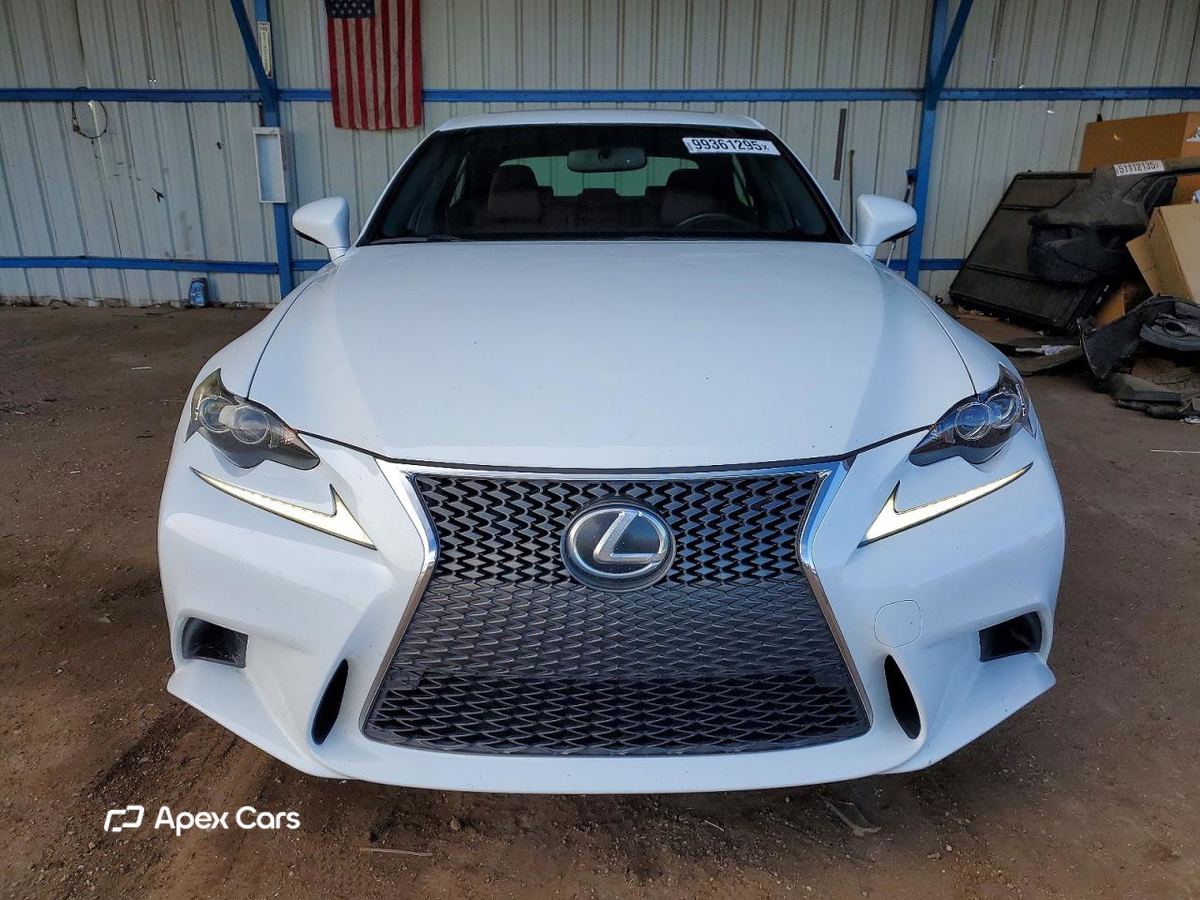 Lexus IS 2015