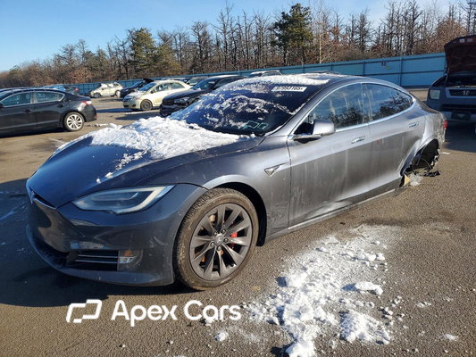 Tesla Model S 2019 - Image 1 of 12