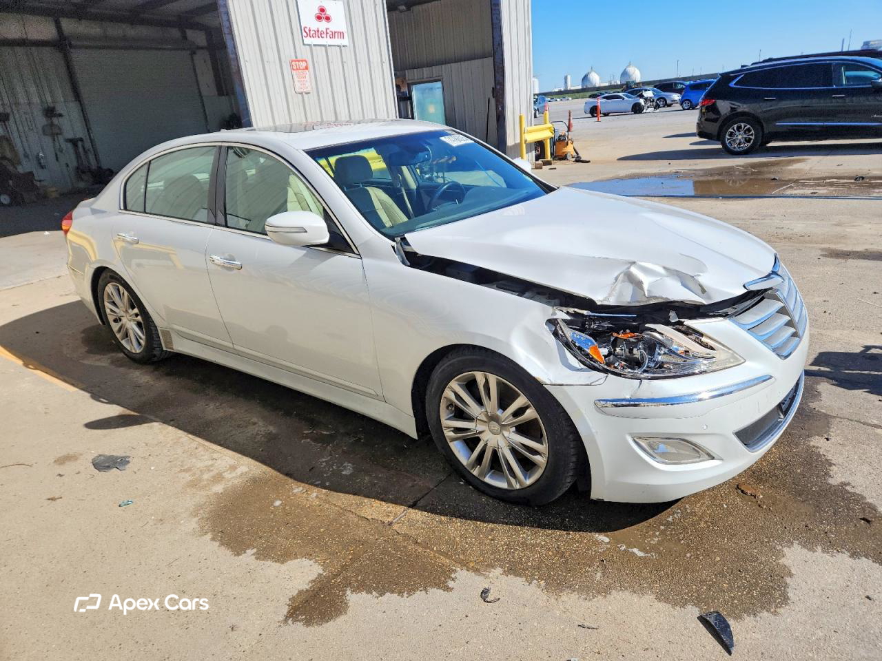 Hyundai Genesis 2013