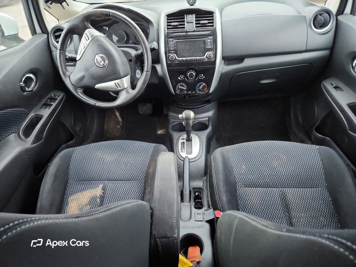 Nissan Versa 2016
