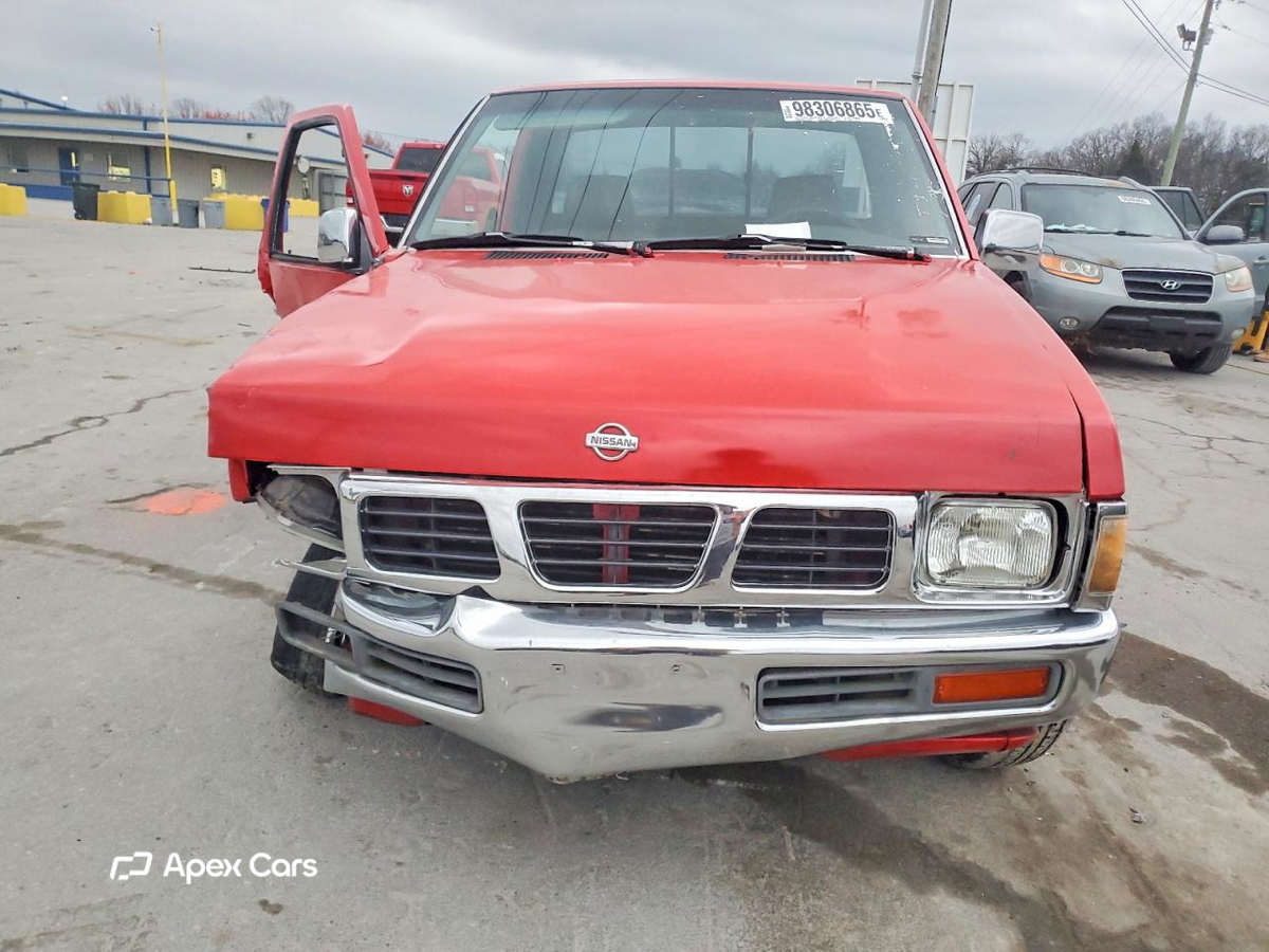 Nissan Titan 1996