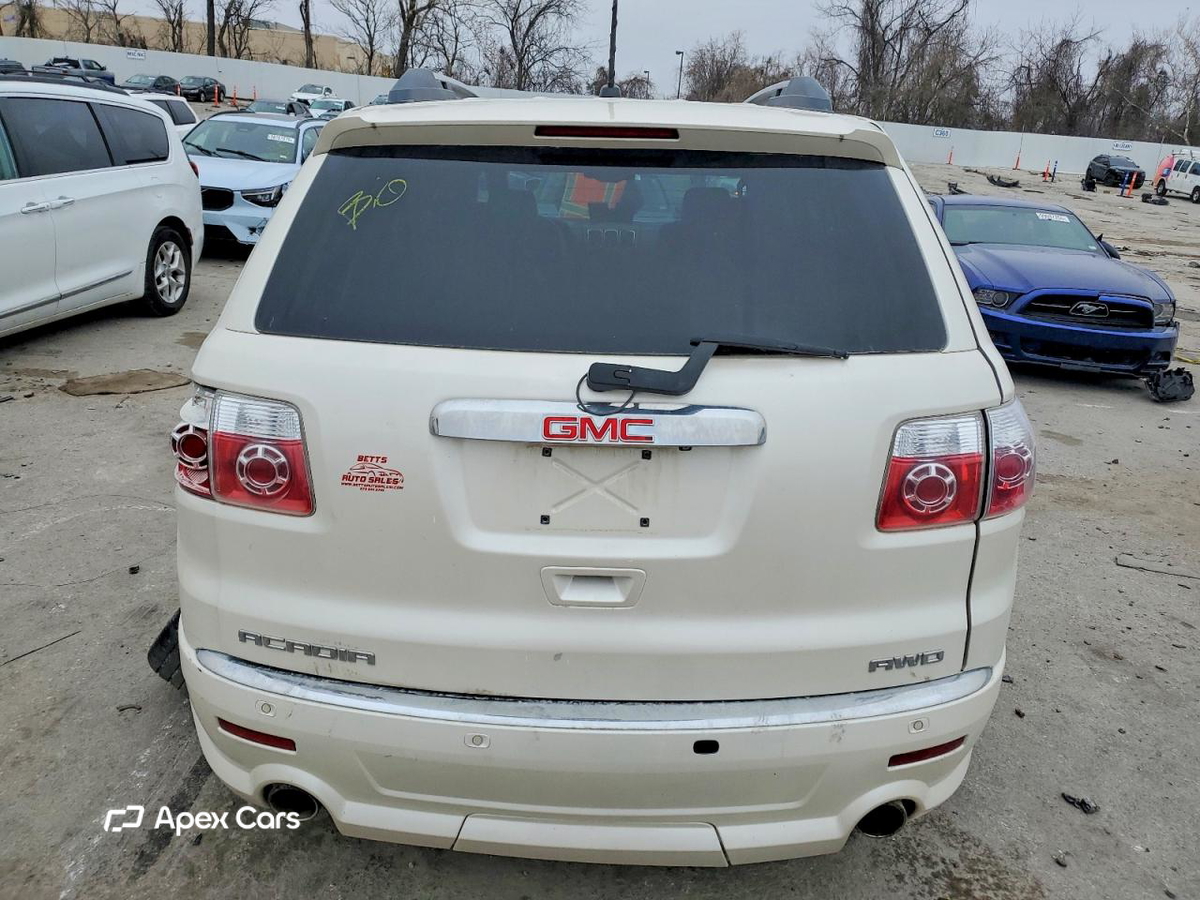 GMC Acadia 2012