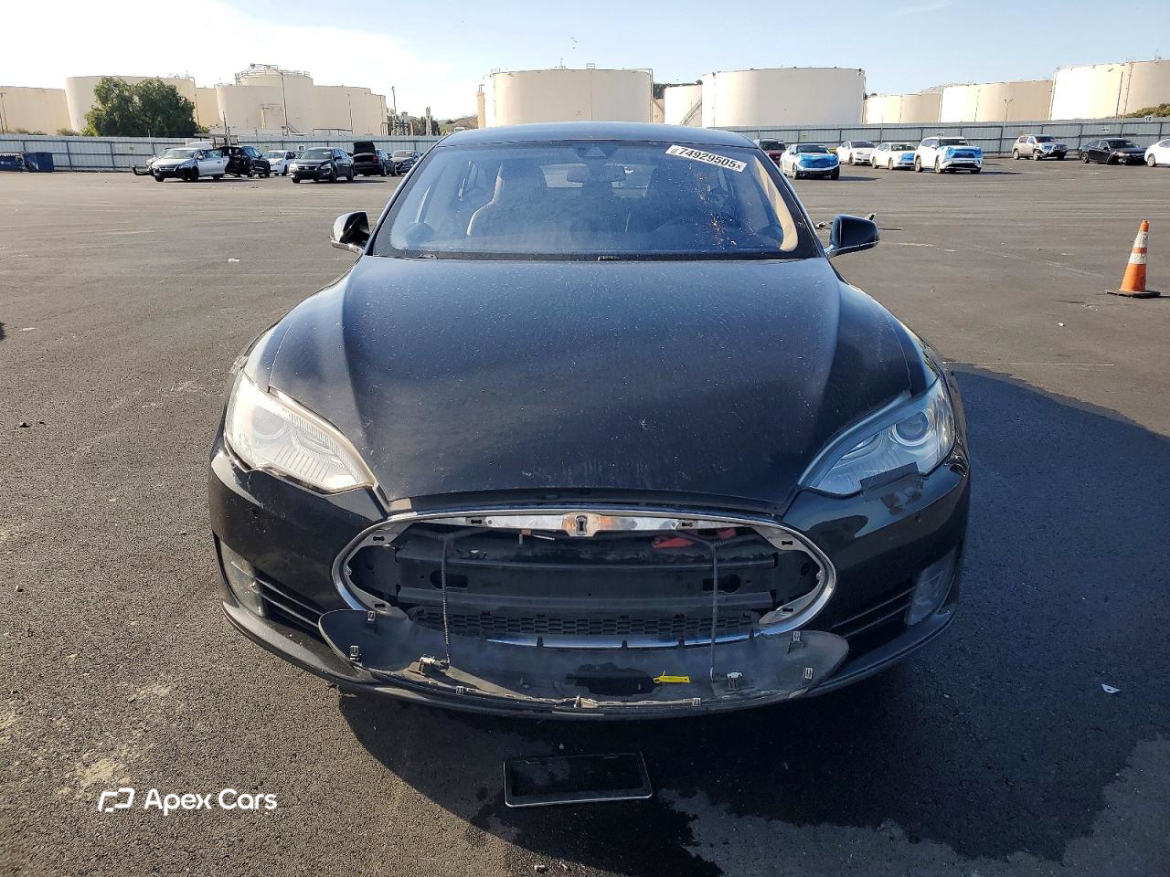 Tesla Model S 2015