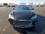 Tesla Model S 2015