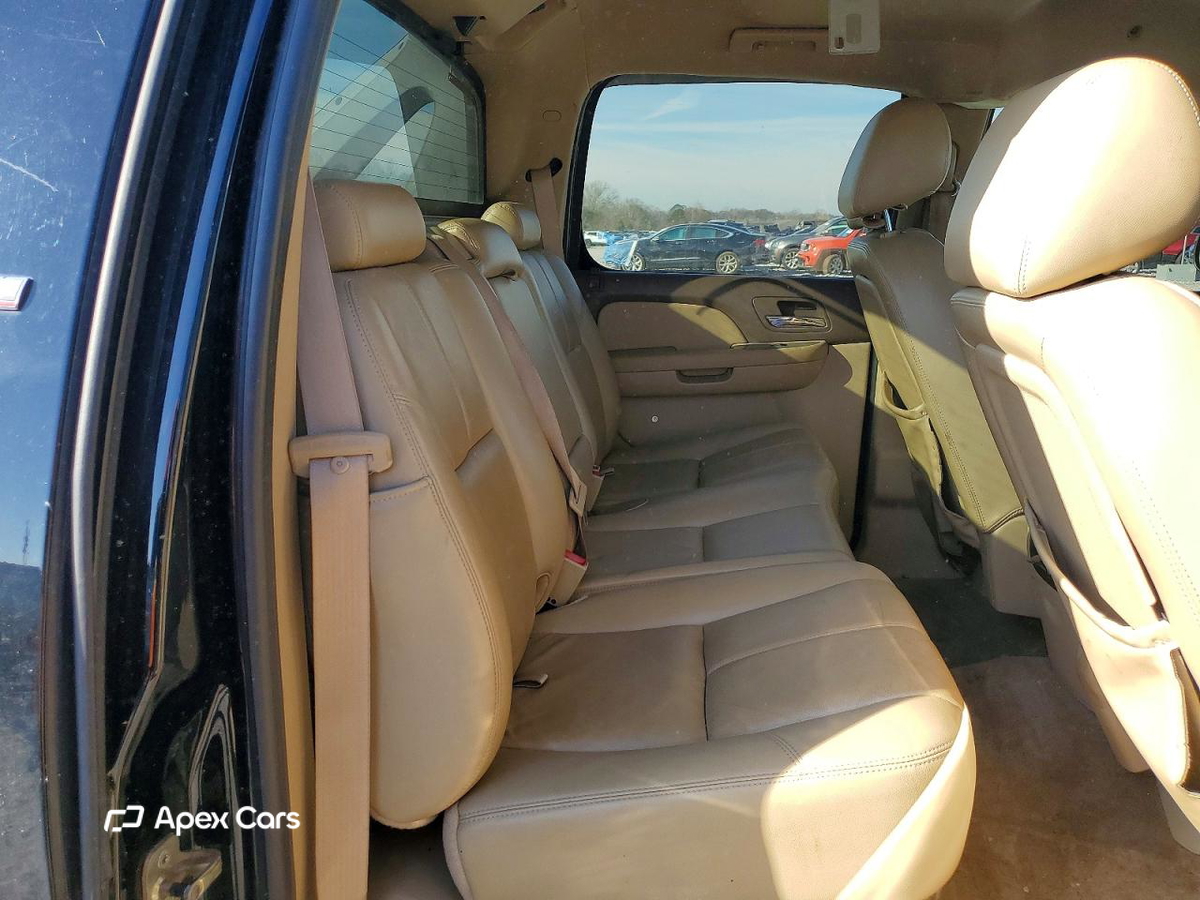 Chevrolet Avalanche 2011