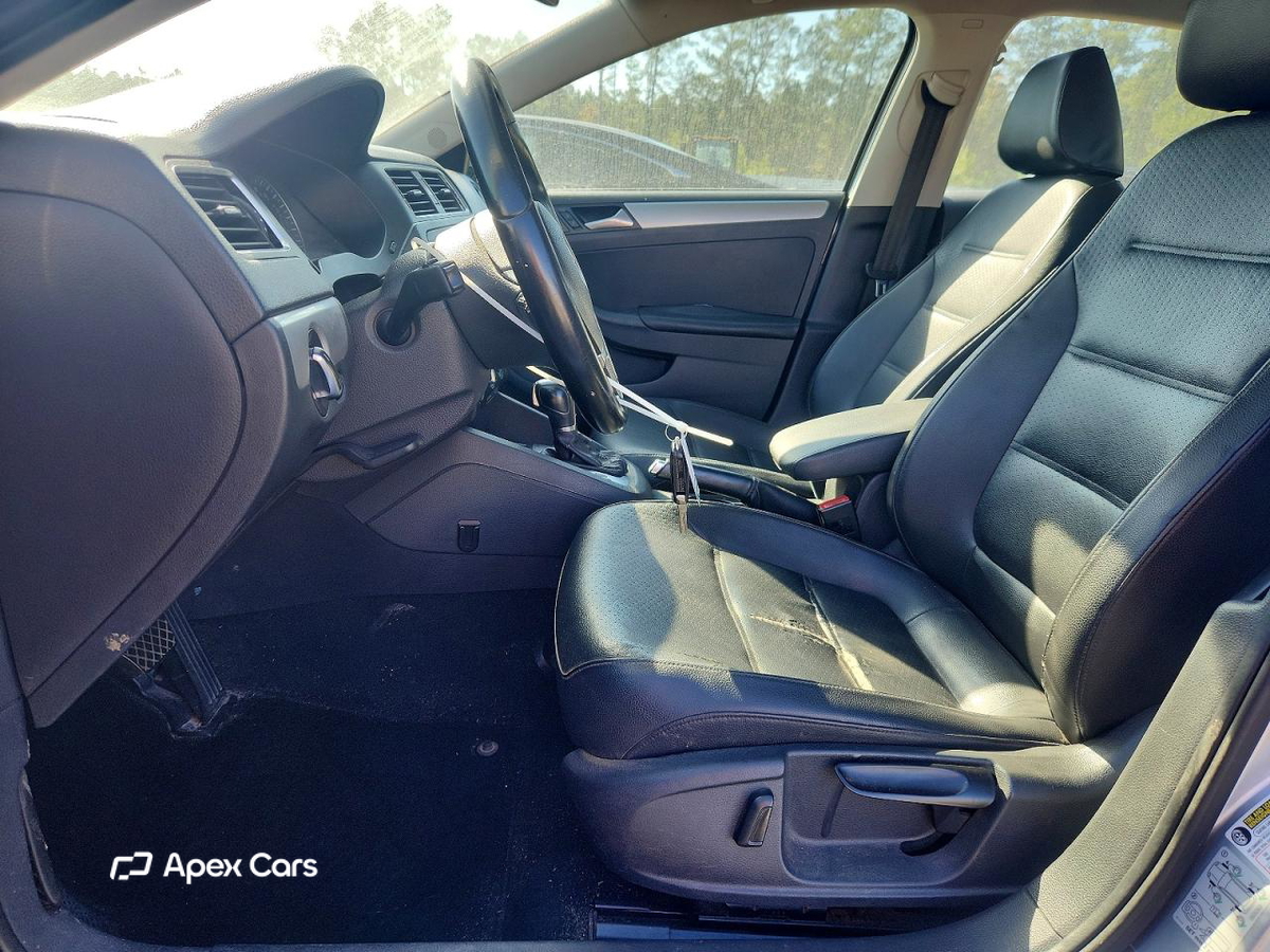 Volkswagen Jetta 2014