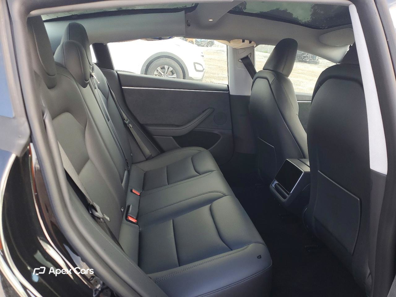 Tesla Model 3 2025