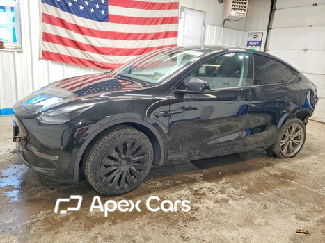 Tesla Model Y 2023 - Image 1 of 13