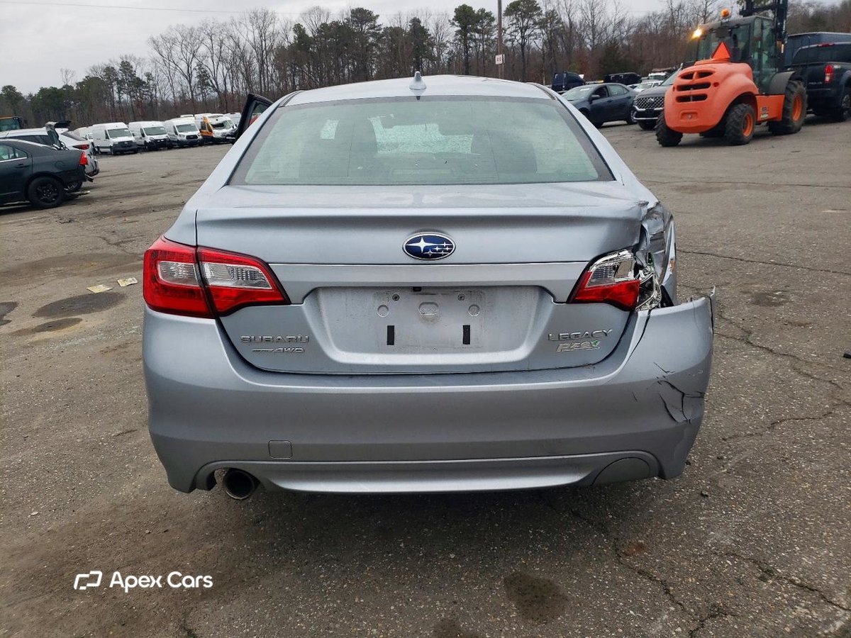 Subaru Legacy 2017
