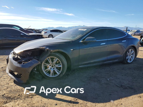 Tesla Model S 2020 - Image 1 of 13