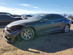 Tesla Model S 2020