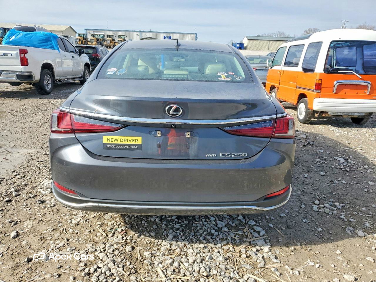 Lexus ES 2023