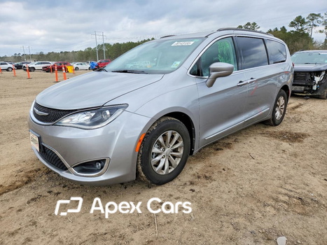 Chrysler Pacifica 2017 - Zdjęcie 1 z 13