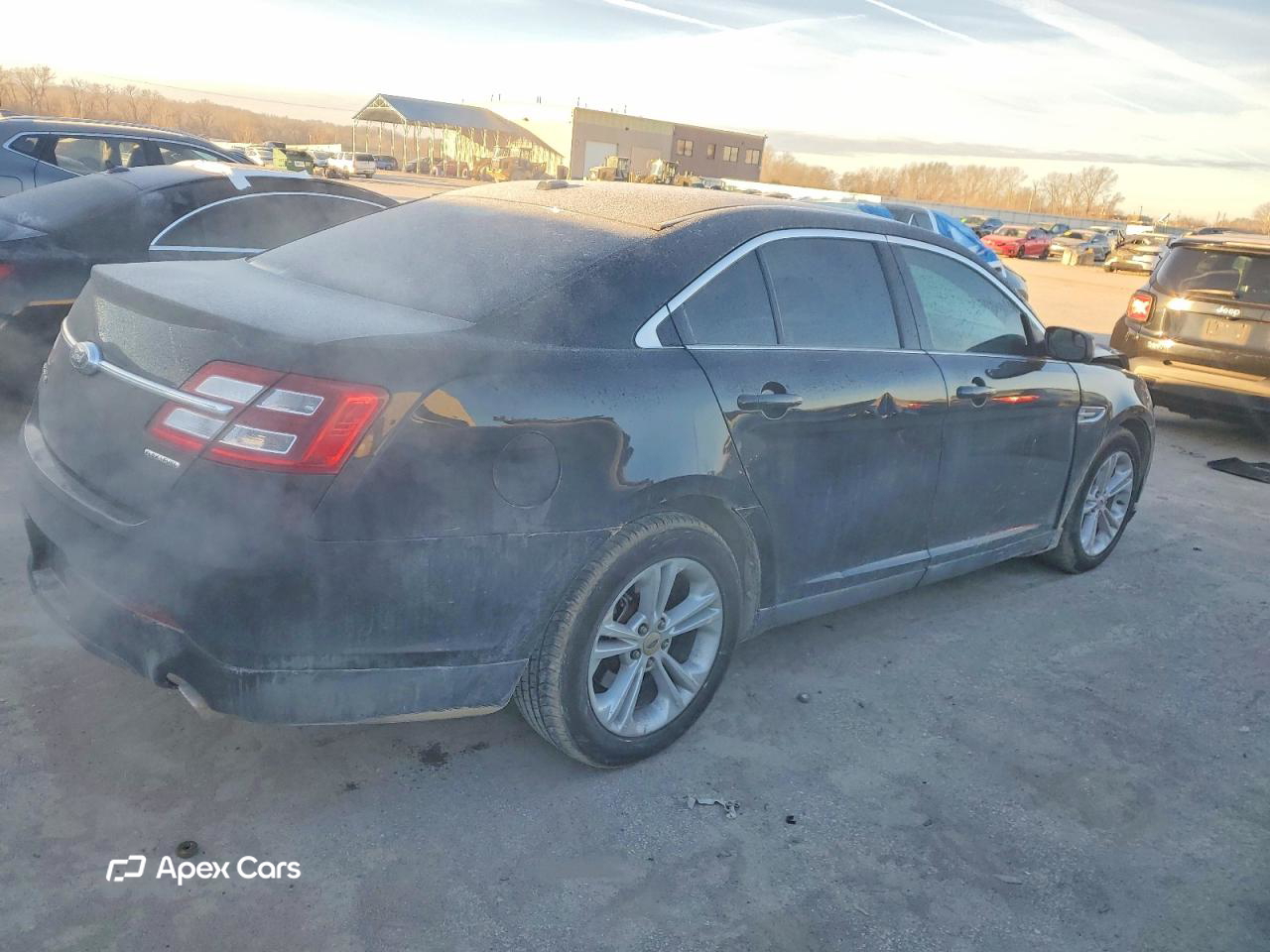 Ford Taurus 2016