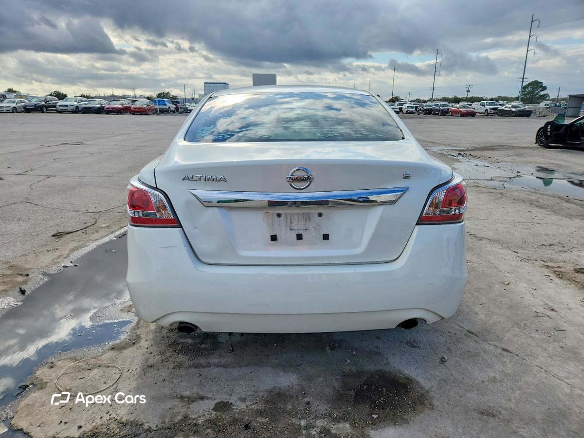 Nissan Altima 2015
