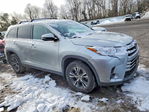 Toyota Highlander 2019