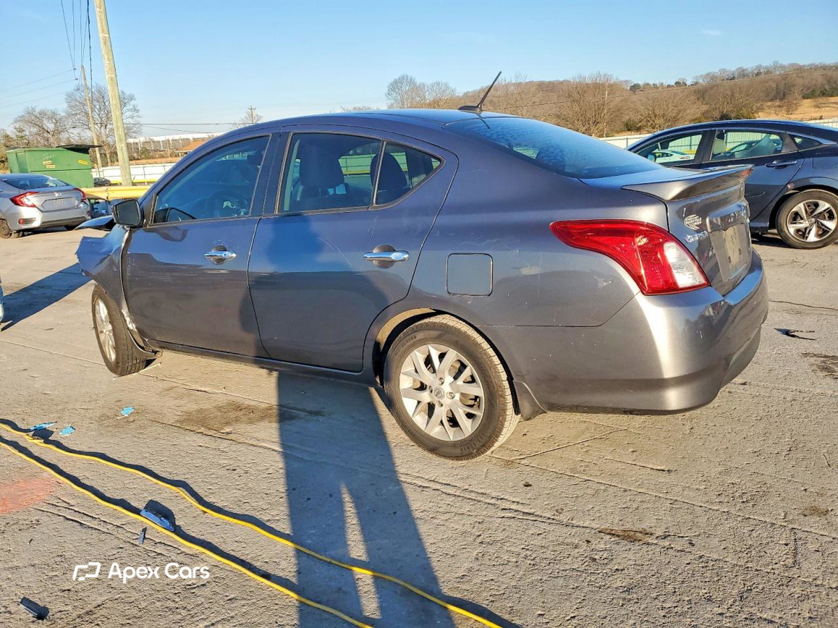 Nissan Versa 2019
