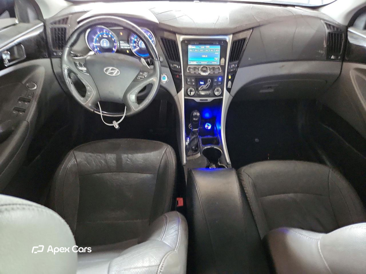 Hyundai Sonata 2011