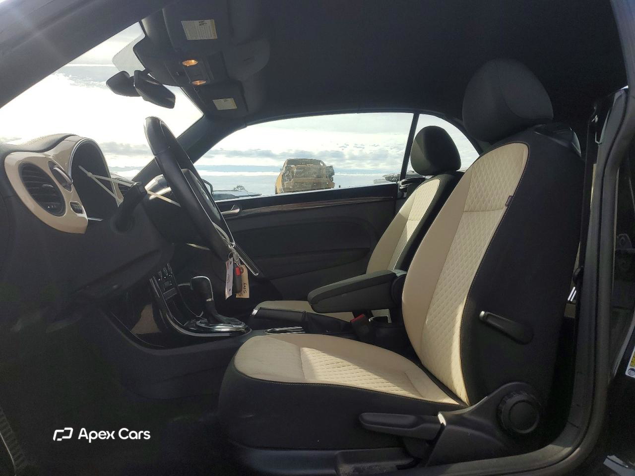 Volkswagen Beetle 2019
