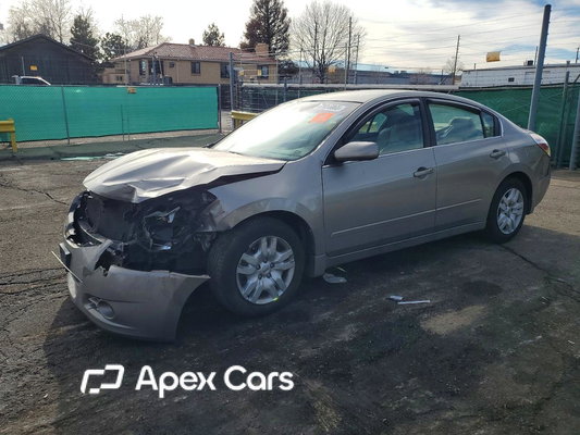 Nissan Altima 2012 - Zdjęcie 1 z 13