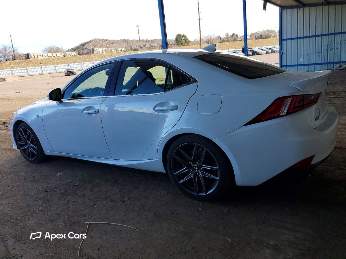 Lexus IS 2015