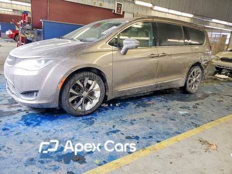 Chrysler Pacifica 2017 - Zdjęcie 1 z 14