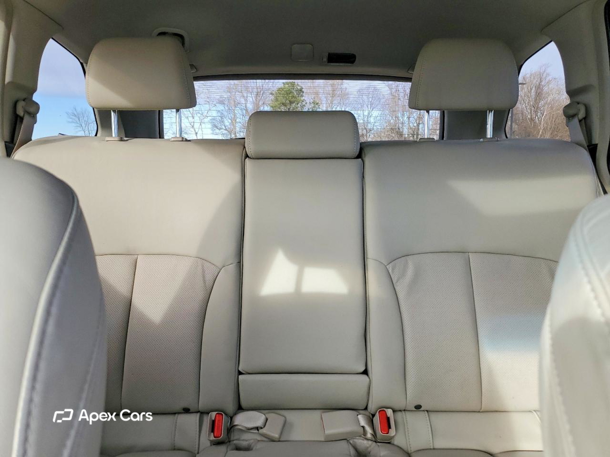 Subaru Outback 2011