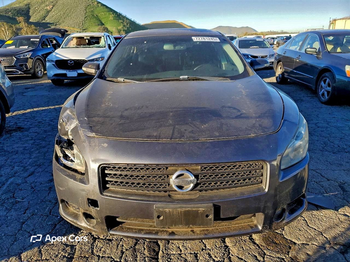 Nissan Maxima 2013