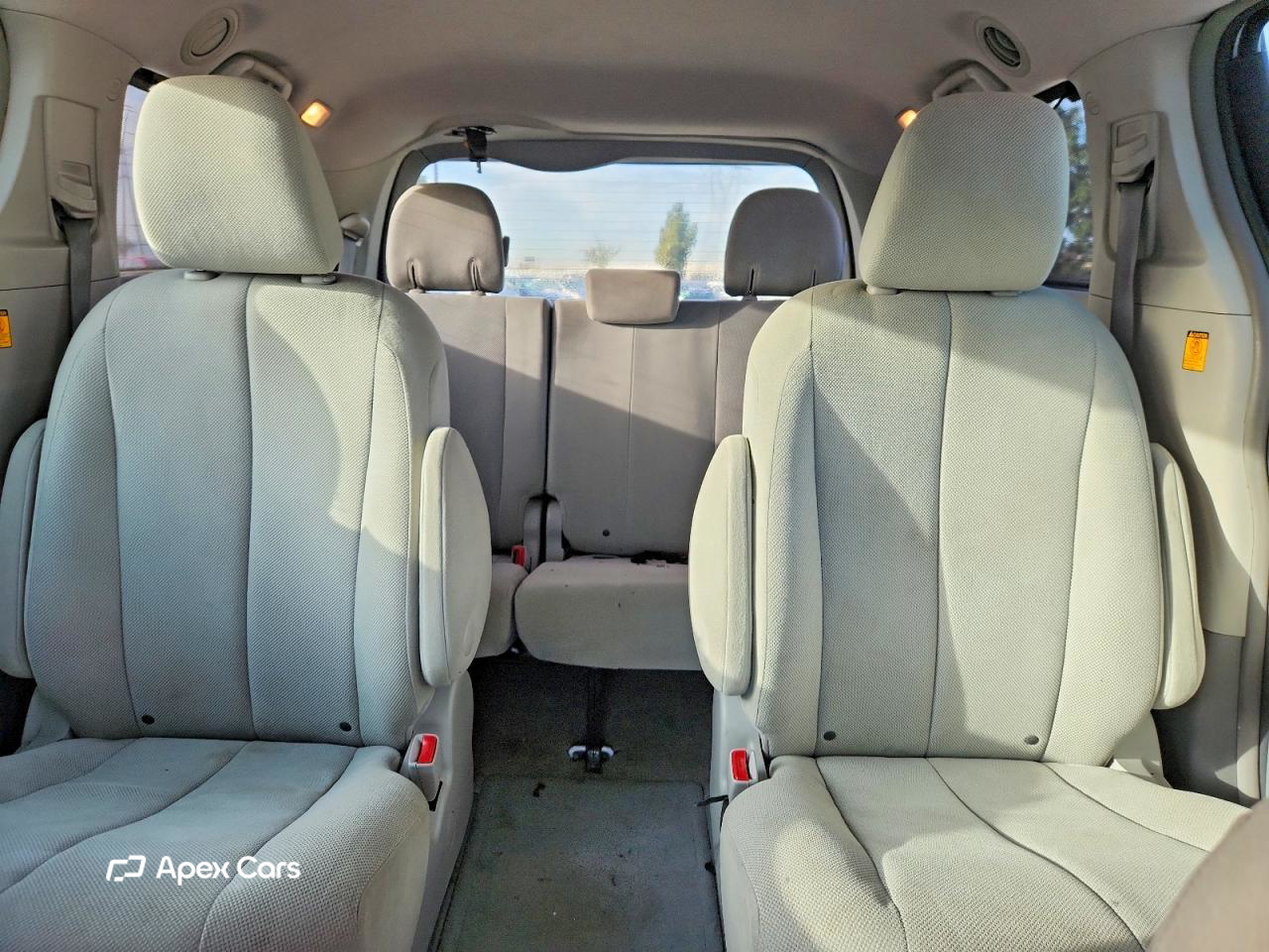 Toyota Sienna 2012