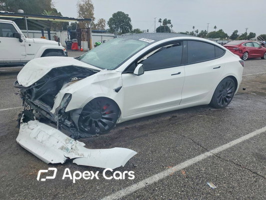 Tesla Model 3 2021 - Image 1 of 13