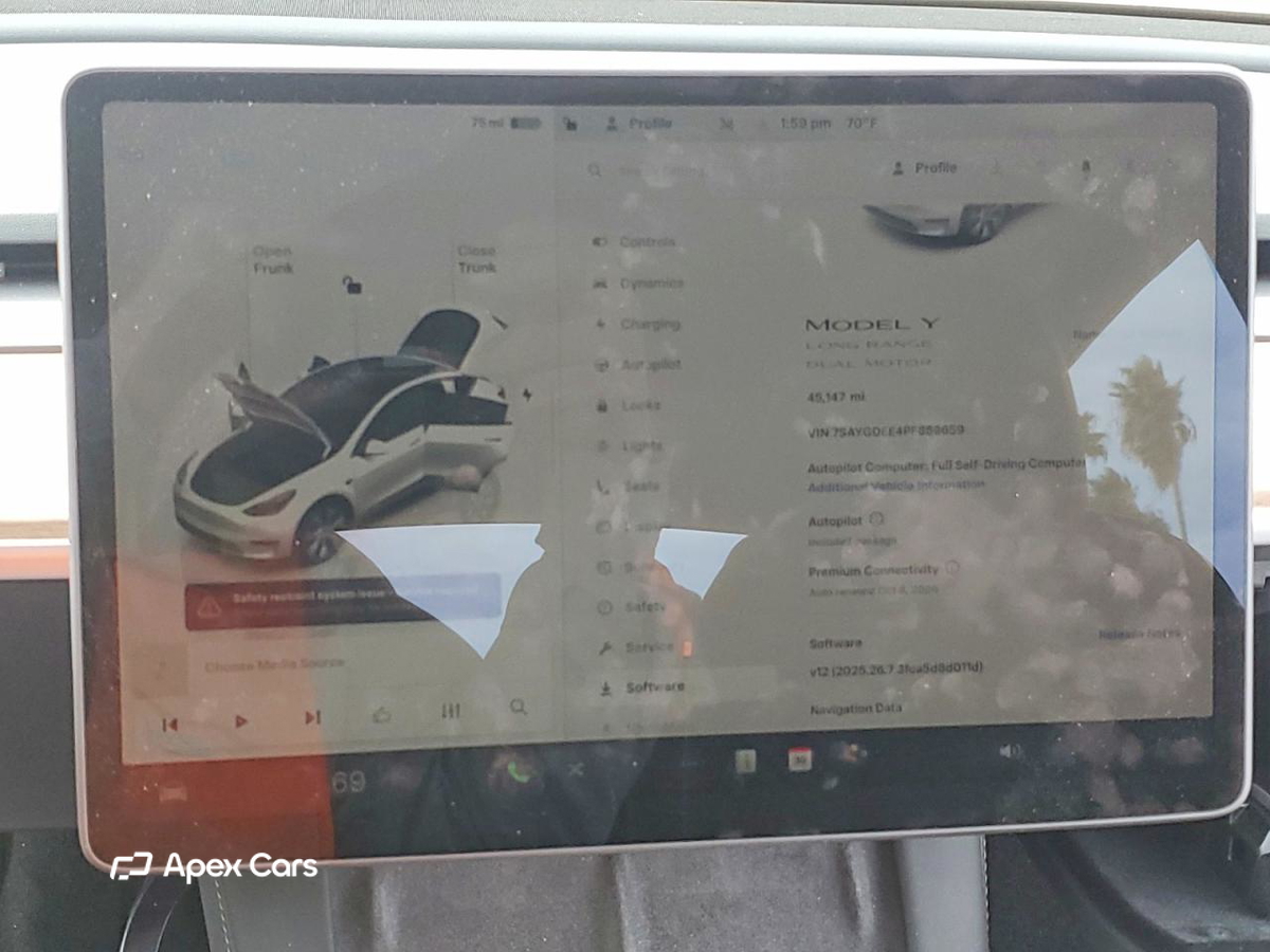 Tesla Model Y 2023