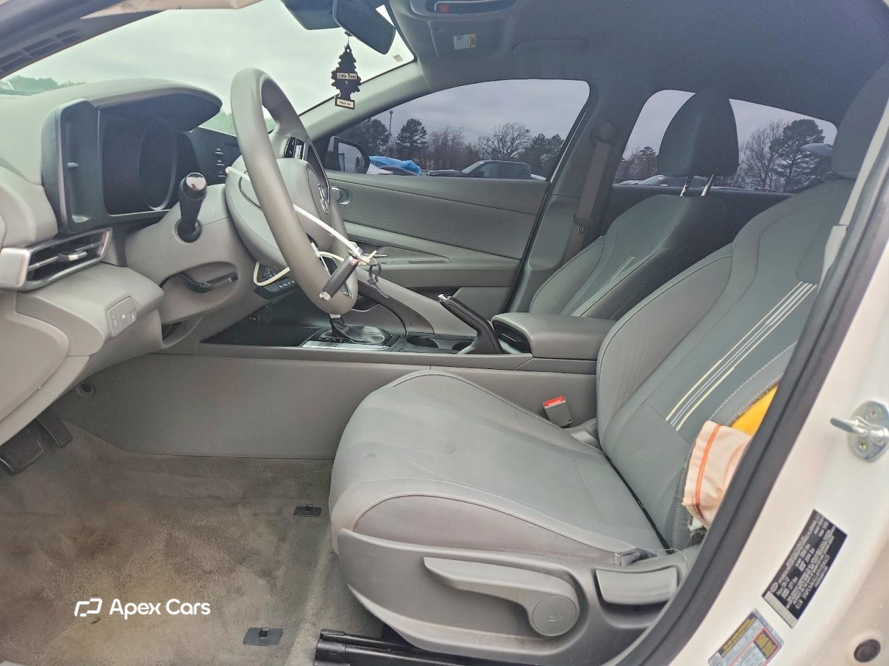 Hyundai Elantra 2023