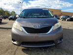 Toyota Sienna 2012