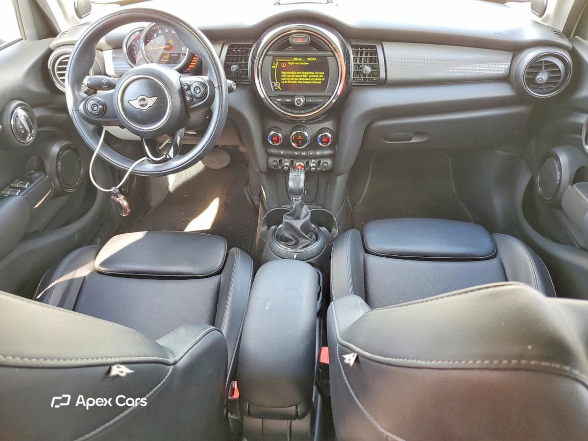 MINI Cooper 2015