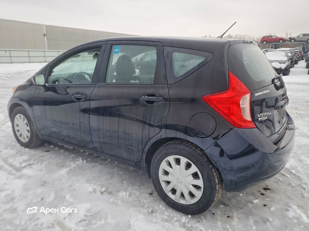 Nissan Versa 2015