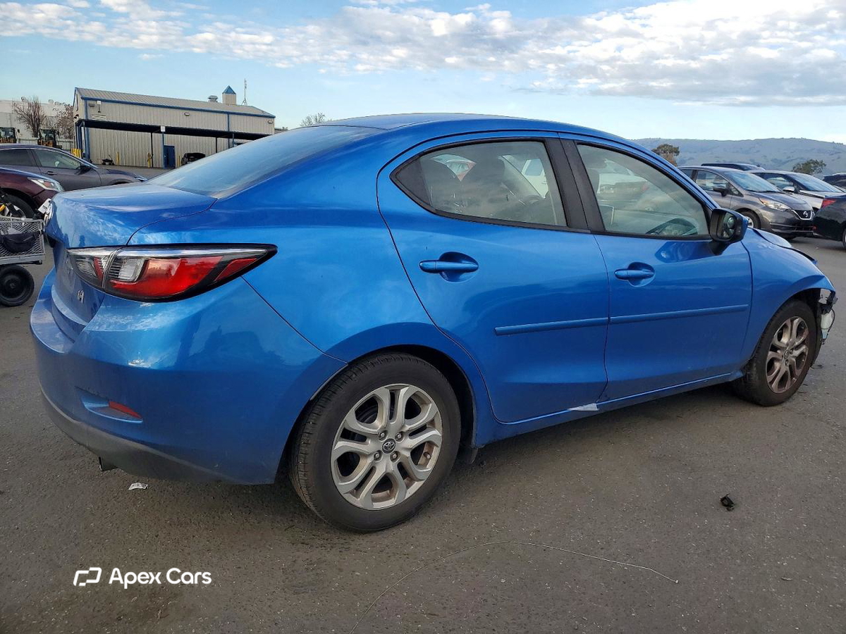 Toyota Yaris 2017