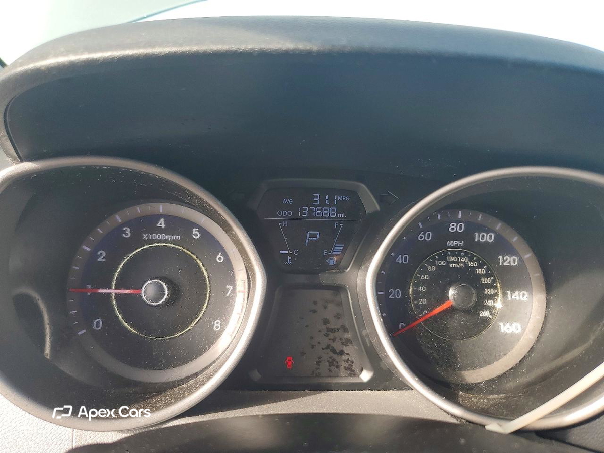 Hyundai Elantra 2013