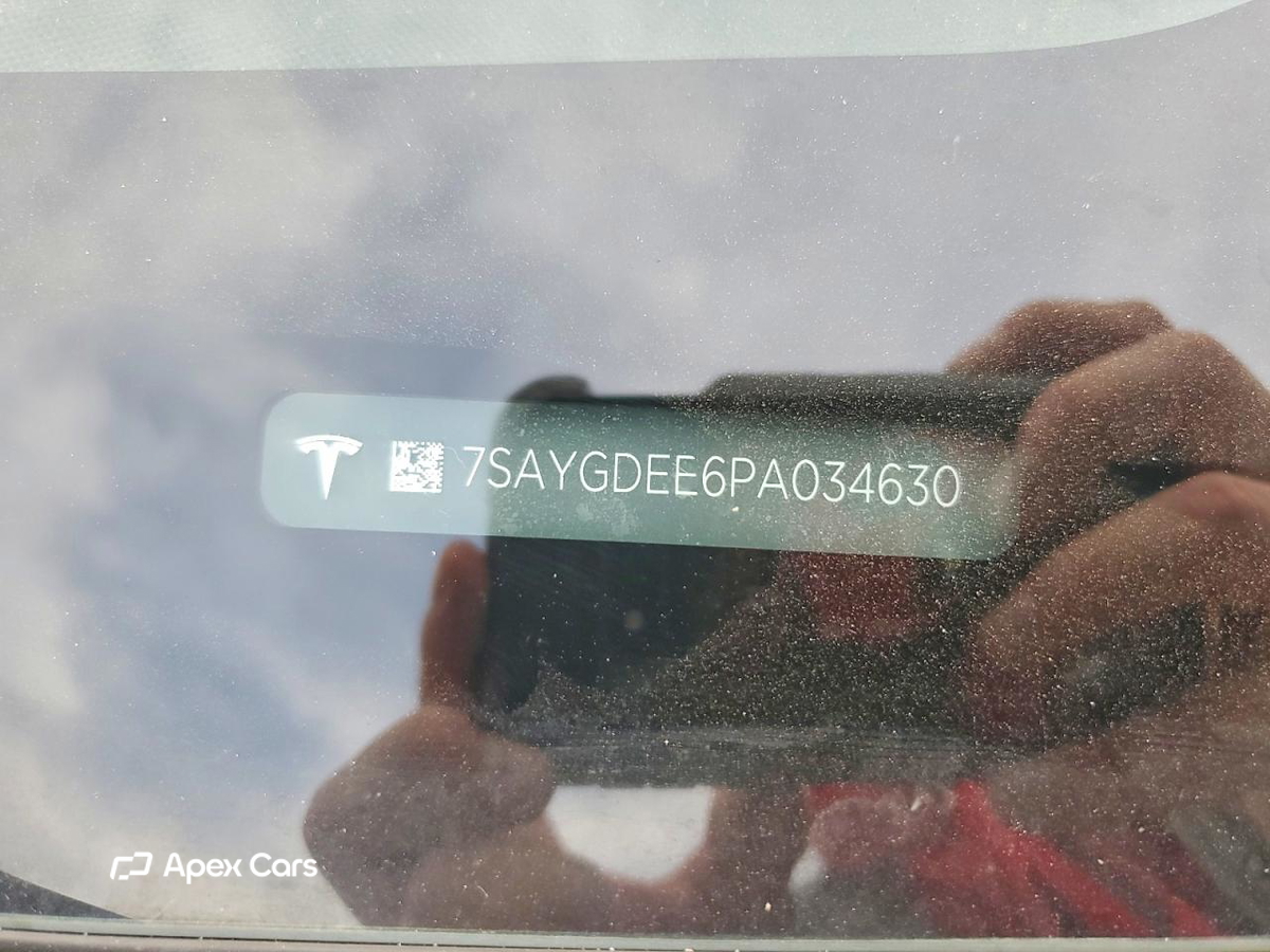 Tesla Model Y 2023