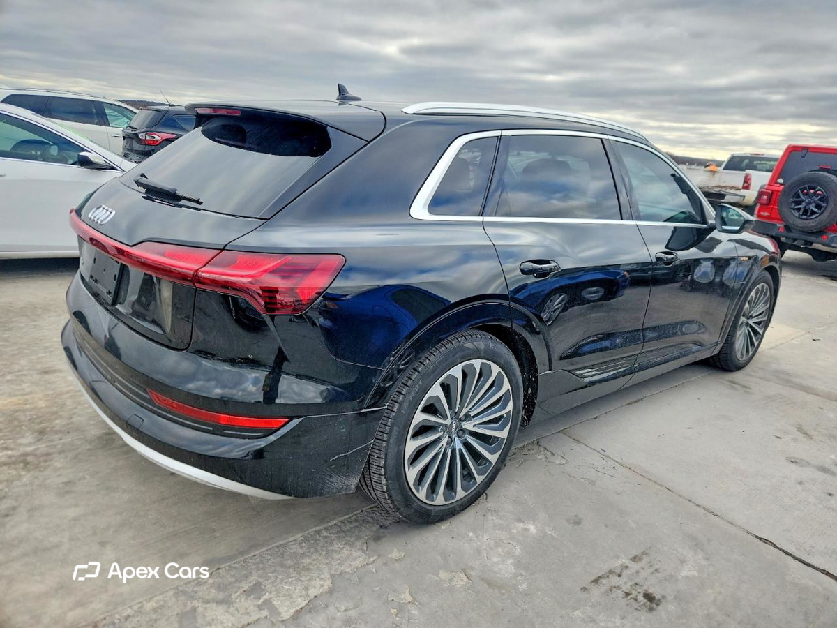 Audi e-tron 2019