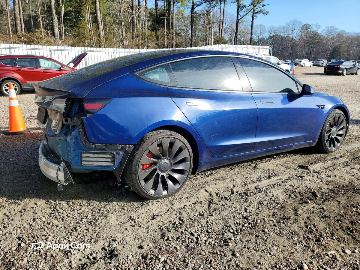 Tesla Model 3 2022