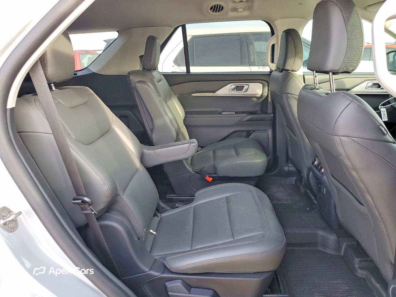 Ford Explorer 2025
