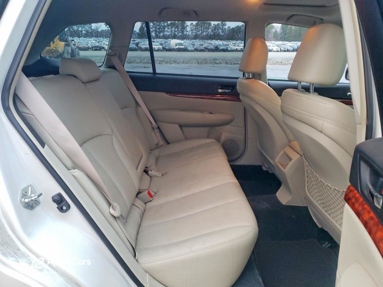 Subaru Outback 2010