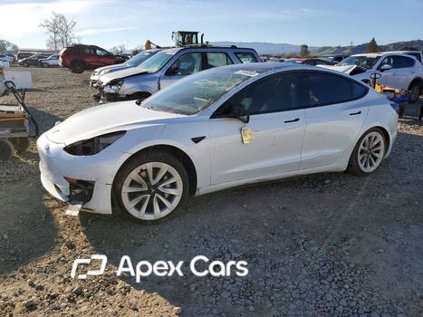 Tesla Model 3 2021 - Image 1 of 13