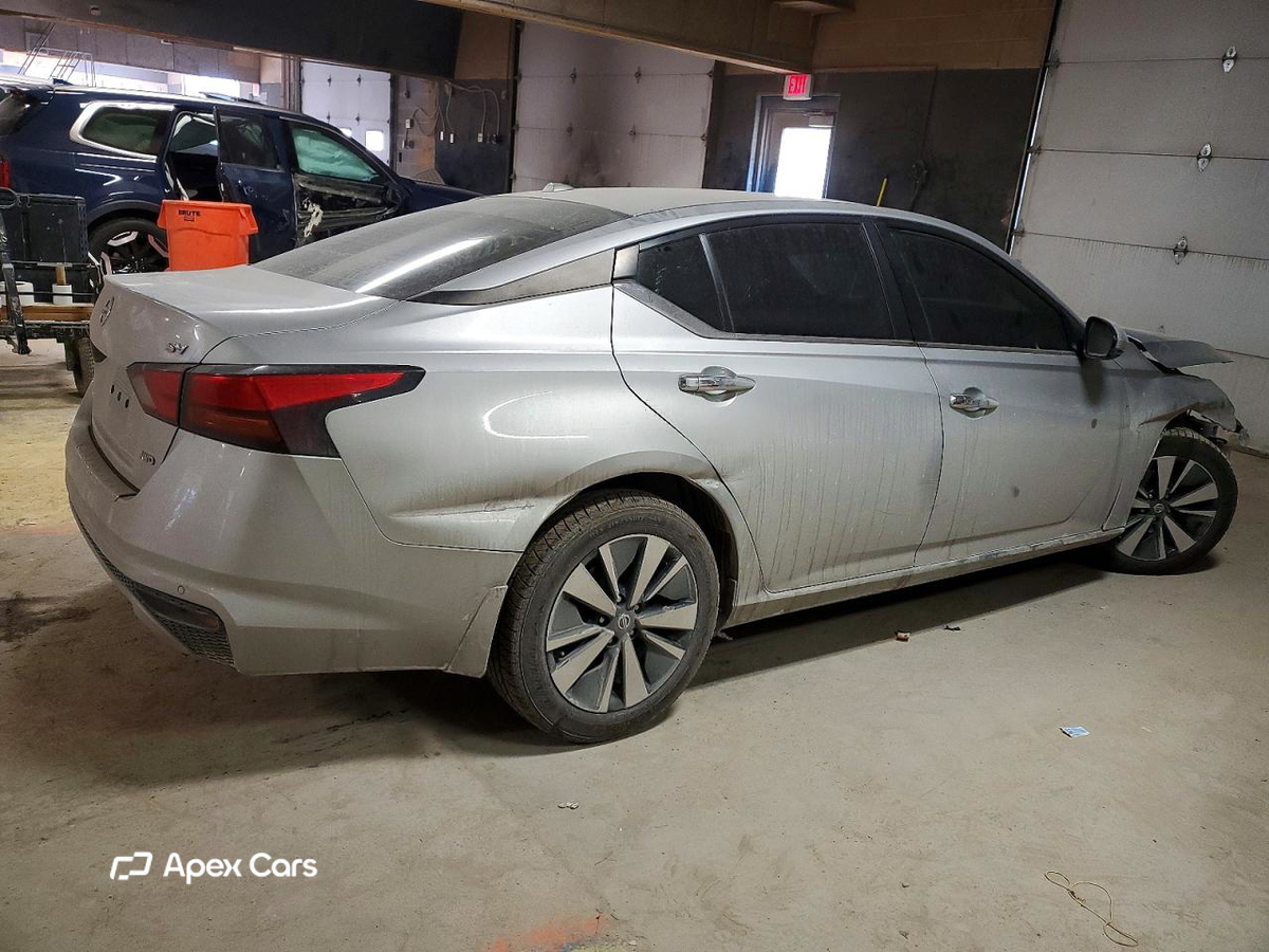 Altima 2021