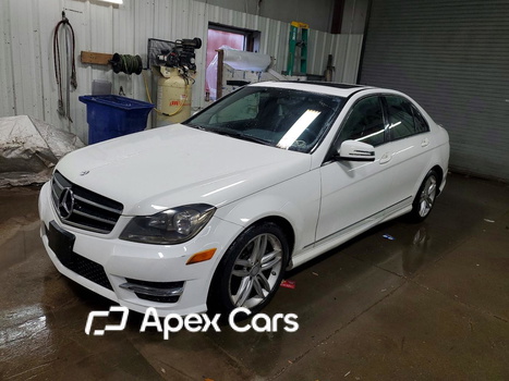 Mercedes-Benz  2014 - Image 1 of 13