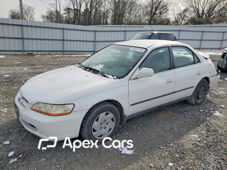 Honda Accord 2000 - Image 1 of 12