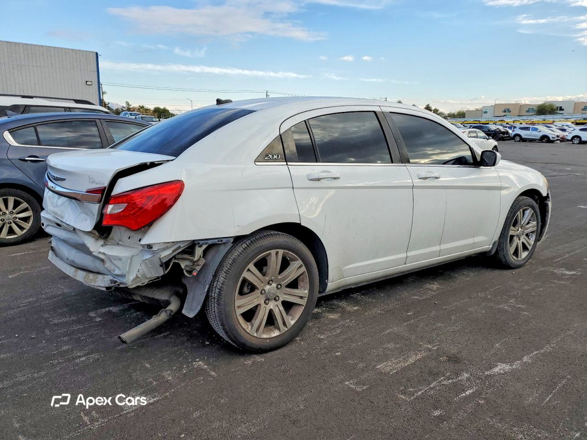 Chrysler 200 2012