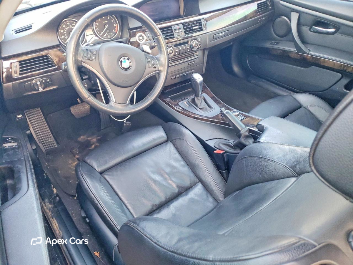 BMW Series 3 2010
