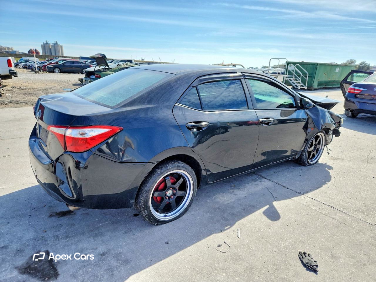 Toyota Corolla 2015
