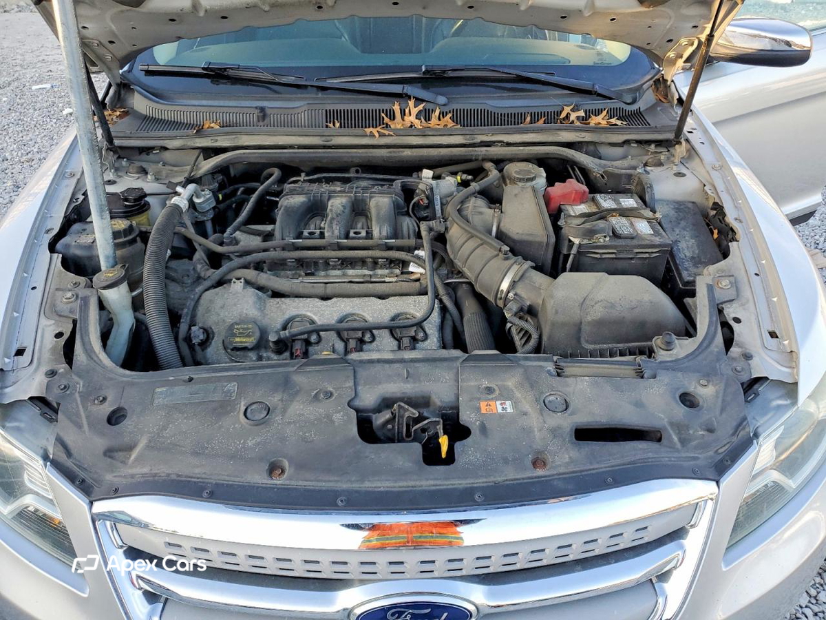 Ford Taurus 2011
